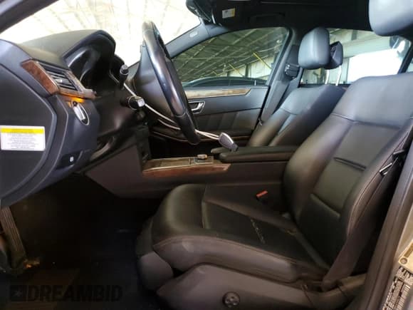 ✅ 2011 Mercedes-Benz E 350 Luxury • VIN: WDDHF2EB3BA439879 • Lot: 56946995. Wystawiony na Copart z przebiegiem 168 067 mil. Bezpłatny archiwum sprzedaży aukcyjnych z USA i szczegółowy raport historii pojazdu na DreamBid. Zdjęcie 7.