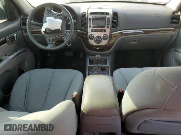 2011 Hyundai Santa Fe GLS z VIN 5XYZGDAB9BG051181, wystawiony jako Copart lot #72565934 z przebiegiem 113 625 mil mil oraz Szkoda całkowita • Salvage title. Historia ofert i sprzedaży dostępna na DreamBid. Obrazek 8.