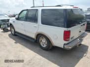 ✅ 1998 Ford Expedition XLT • VIN: 1FMPU18L7WLC34226 • Lot: 42823270. Wystawiony na IAAI z przebiegiem 180 361 mil. Bezpłatny archiwum sprzedaży aukcyjnych z USA i szczegółowy raport historii pojazdu na DreamBid. Zdjęcie 3.