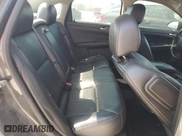 ✅ 2014 Chevrolet Impala LTZ • VIN: 2G1WC5E33E1155311 • Лот: 71621944. Опубликован ранее на Copart с пробегом 224 424 миль. Бесплатный доступ к архиву аукционных продаж из США и подробный отчёт об истории автомобиля на DreamBid. Изображение 10.