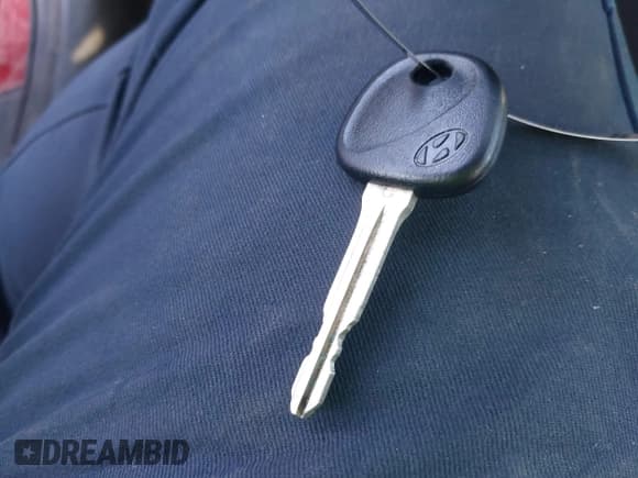 ✅ 2017 Hyundai Elantra Limited • VIN: 5NPD84LF4HH074568 • Lot: 43510309. Listed on IAAI with 134,034 mi. Free auction sales archive from the USA and detailed vehicle history report at DreamBid. Image 11.