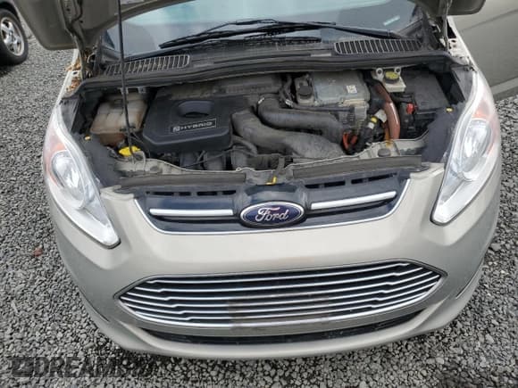 ✅ 2015 Ford C-Max SE • VIN: 1FADP5AU6FL121558 • Lot: 71978695. Wystawiony na Copart z przebiegiem 140 863 mil. Bezpłatny archiwum sprzedaży aukcyjnych z USA i szczegółowy raport historii pojazdu na DreamBid. Zdjęcie 11.