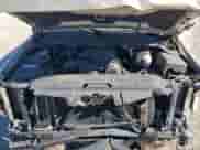 2008 Chevrolet Suburban LT z VIN 1GNFC16028J198947, wystawiony jako Copart lot #82519805 z przebiegiem 227 789 mil mil oraz Szkoda całkowita • Salvage title. Historia ofert i sprzedaży dostępna na DreamBid. Obrazek 12.