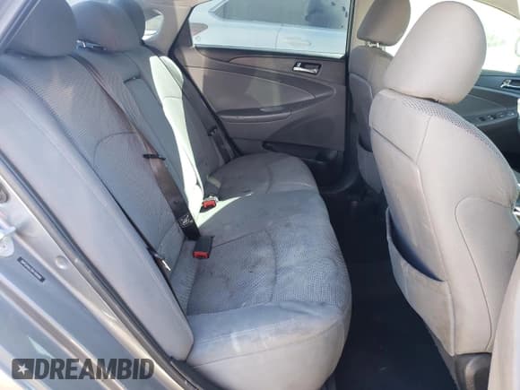 ✅ 2013 Hyundai Sonata GLS • VIN: 5NPEB4AC2DH768099 • Lot: 91893595. Listed on Copart with 142,291 mi. Free auction sales archive from the USA and detailed vehicle history report at DreamBid. Image 10.