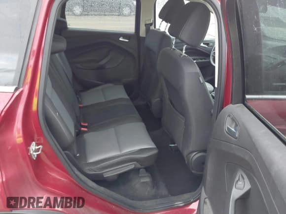 ✅ 2017 Ford Escape SE • VIN: 1FMCU9GDXHUE82586 • Lot: 43449482. Wystawiony na IAAI z przebiegiem 150 608 mil. Bezpłatny archiwum sprzedaży aukcyjnych z USA i szczegółowy raport historii pojazdu na DreamBid. Zdjęcie 8.