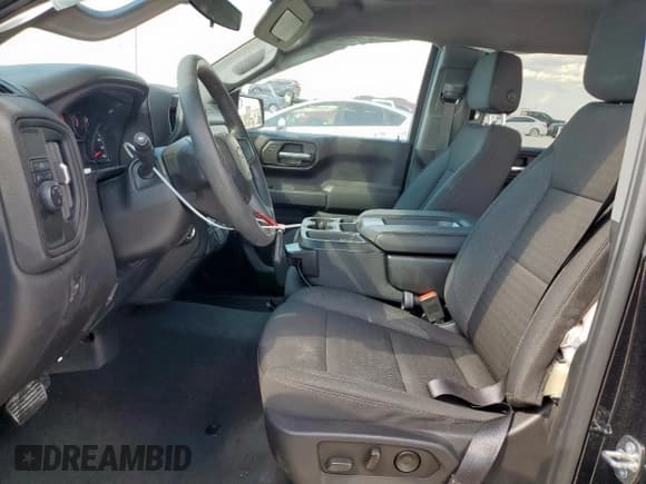 ✅ 2024 Chevrolet Silverado 1500 Custom • VIN: 3GCPABEK7RG162010 • Лот: 90103405. Опубликован ранее на Copart с пробегом 20 549 миль. Бесплатный доступ к архиву аукционных продаж из США и подробный отчёт об истории автомобиля на DreamBid. Изображение 7.