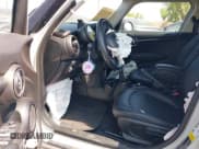 ✅ 2017 MINI Hardtop 4 Door Cooper • VIN: WMWXU1C54H2E17654 • Лот: 42743254. Опубликован ранее на IAAI с пробегом 50 019 миль. Бесплатный доступ к архиву аукционных продаж из США и подробный отчёт об истории автомобиля на DreamBid. Изображение 5.