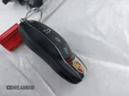 ✅ 2024 Porsche Macan • VIN: WP1AA2A57RLB12571 • Lot: 41243341. Wystawiony na IAAI z przebiegiem 4 744 mil. Bezpłatny archiwum sprzedaży aukcyjnych z USA i szczegółowy raport historii pojazdu na DreamBid. Zdjęcie 11.