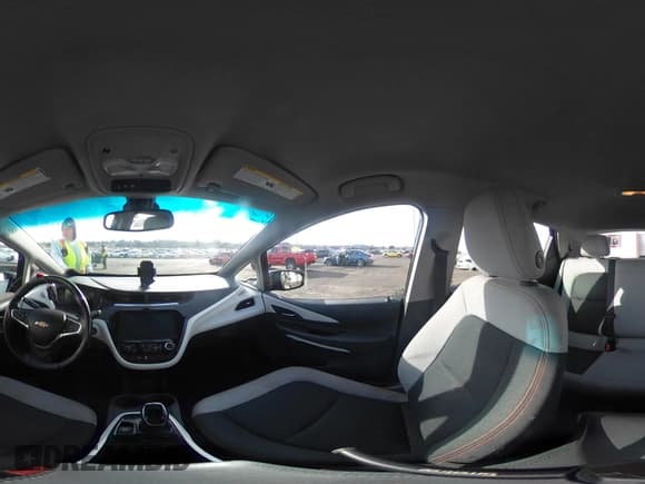 ✅ 2017 Chevrolet Bolt EV LT • VIN: 1G1FW6S01H4190638 • Lot: 41337938. Wystawiony na IAAI z przebiegiem 33 146 mil. Bezpłatny archiwum sprzedaży aukcyjnych z USA i szczegółowy raport historii pojazdu na DreamBid. Zdjęcie 20.