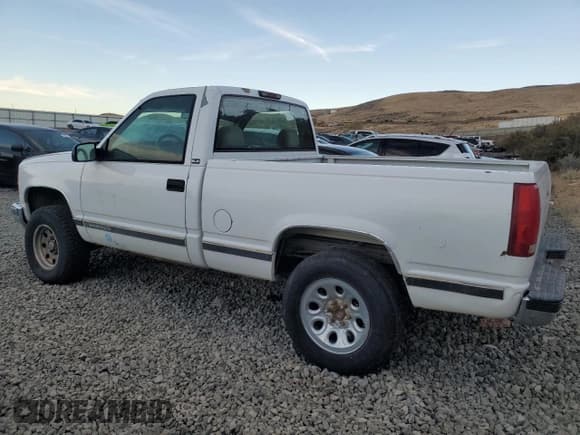 ✅ 1995 GMC Sierra 2500 • VIN: 1GTFK24K5SZ502142 • Lot: 74116694. Wystawiony na Copart z przebiegiem 129 335 mil. Bezpłatny archiwum sprzedaży aukcyjnych z USA i szczegółowy raport historii pojazdu na DreamBid. Zdjęcie 2.