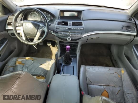 ✅ 2008 Honda Accord EX-L • VIN: 1HGCP25858A113257 • Lot: 68263645. Listed on Copart with 416,397 mi. Free auction sales archive from the USA and detailed vehicle history report at DreamBid. Image 8.