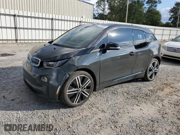 ✅ 2015 BMW i3 • VIN: WBY1Z4C55FV502697 • Lot: 73545604. Listed on Copart with 101,915 mi. Free auction sales archive from the USA and detailed vehicle history report at DreamBid. Image 1.