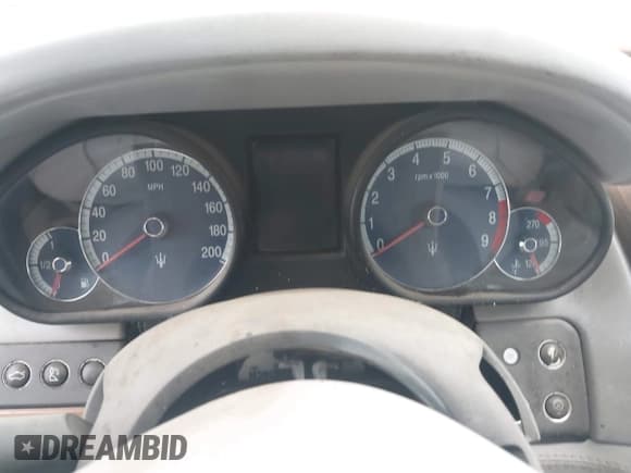 ✅ 2006 Maserati Quattroporte • VIN: ZAMCE39AX60022376 • Lot: 43262383. Wystawiony na IAAI z przebiegiem Nie podano. Bezpłatny archiwum sprzedaży aukcyjnych z USA i szczegółowy raport historii pojazdu na DreamBid. Zdjęcie 7.