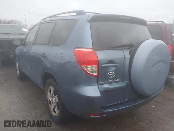 ✅ 2006 Toyota RAV4 • VIN: JTMZD33V366010418 • Lot: 43893475. Wystawiony na IAAI z przebiegiem 186 686 mil. Bezpłatny archiwum sprzedaży aukcyjnych z USA i szczegółowy raport historii pojazdu na DreamBid. Zdjęcie 3.