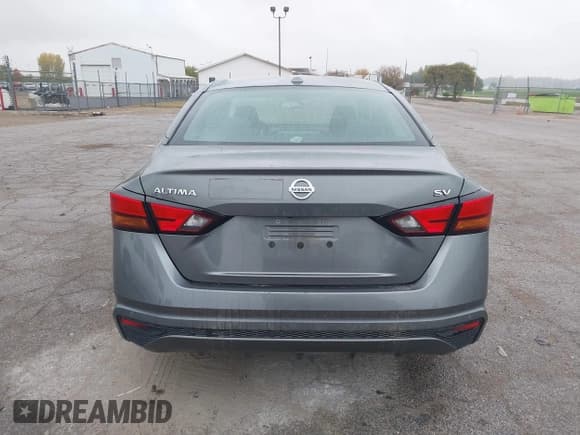 ✅ 2021 Nissan Altima SV • VIN: 1N4BL4DV7MN343030 • Lot: 43559199. Listed on IAAI with 96,929 mi. Free auction sales archive from the USA and detailed vehicle history report at DreamBid. Image 16.