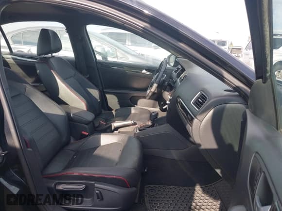 ✅ 2014 Volkswagen Jetta GLI • VIN: 3VW4T7AJ1EM271823 • Lot: 43243004. Listed on IAAI with 171,310 mi. Free auction sales archive from the USA and detailed vehicle history report at DreamBid. Image 5.