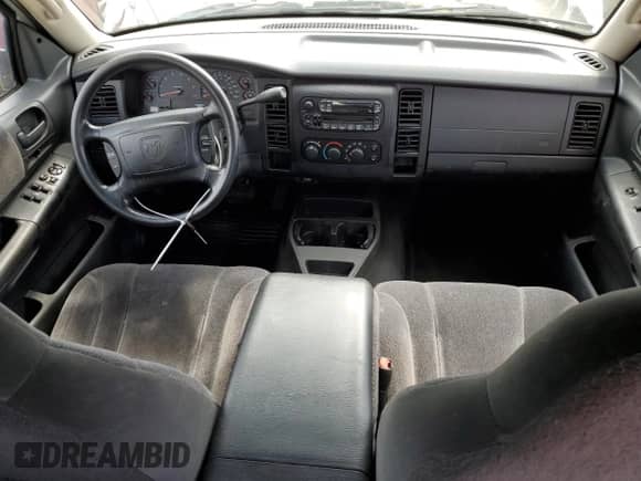 2002 Dodge Dakota SLT with VIN 1B7HL48X02S651073, listed as a Copart auction lot 74731254 with 93,064 mi miles and Non repairable. Bid and sale history available at DreamBid. Image 8.