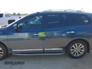 ✅ 2014 Nissan Pathfinder SL • VIN: 5N1AR2MN6EC635611 • Lot: 42763830. Listed on IAAI with 155,584 mi. Free auction sales archive from the USA and detailed vehicle history report at DreamBid. Image 14.