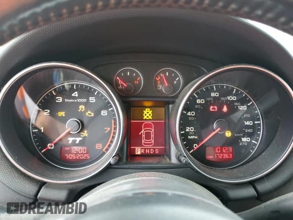 ✅ 2008 Audi TT 2.0T • VIN: TRUMF38J981026610 • Lot: 65649695. Wystawiony na Copart z przebiegiem 172 363 mil. Bezpłatny archiwum sprzedaży aukcyjnych z USA i szczegółowy raport historii pojazdu na DreamBid. Zdjęcie 9.