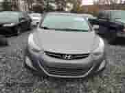 2011 Hyundai Elantra GLS z VIN 5NPDH4AE1BH076425, wystawiony jako Copart lot #90372495 z przebiegiem 136 195 mil mil oraz Czysty tytuł • Clean title. Historia ofert i sprzedaży dostępna na DreamBid. Obrazek 5.