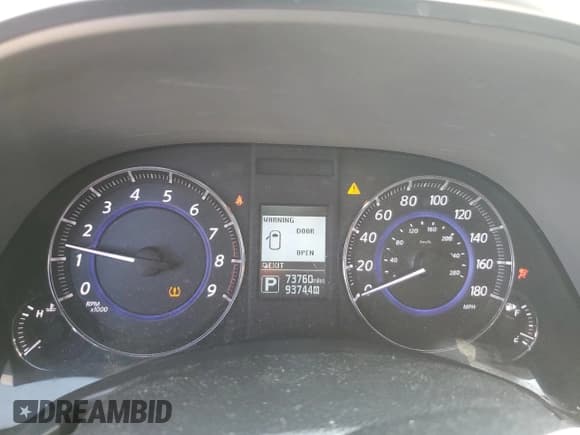 ✅ 2017 Infiniti QX70 • VIN: JN8CS1MW2HM410495 • Lot: 81294505. Listed on Copart with 73,760 mi. Free auction sales archive from the USA and detailed vehicle history report at DreamBid. Image 9.