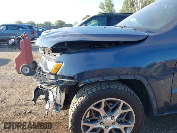 2021 Jeep Grand Cherokee 80th Anniversary с VIN 1C4RJFBG5MC668043, выставлен на аукционе IAAI как лот 43205468 с пробегом 83 062 миль миль и . История ставок и продаж доступна на DreamBid. Изображение 6.