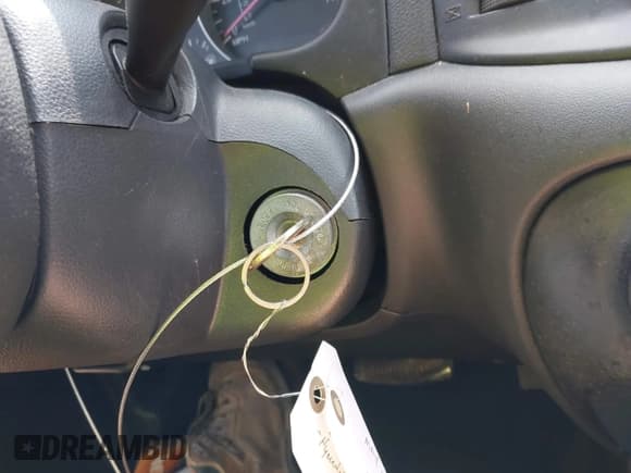 ✅ 2008 Hyundai Accent GS • VIN: KMHCM36C38U067440 • Лот: 42299742. Опубликован ранее на IAAI с пробегом 218 420 миль. Бесплатный доступ к архиву аукционных продаж из США и подробный отчёт об истории автомобиля на DreamBid. Изображение 11.