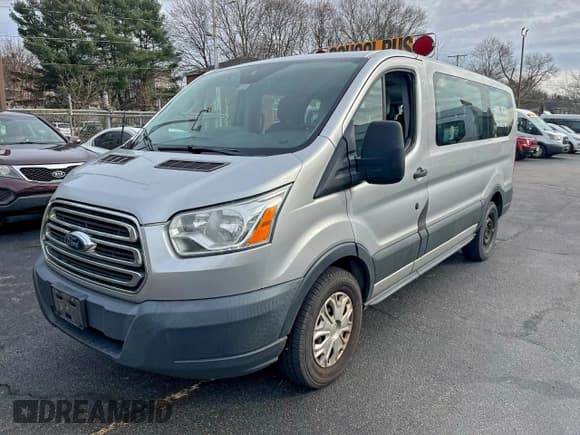 ✅ 2016 Ford Transit XLT • VIN: 1FMZK1ZM6GKB38794 • Lot: 96001465. Wystawiony na Copart z przebiegiem 248 870 mil. Bezpłatny archiwum sprzedaży aukcyjnych z USA i szczegółowy raport historii pojazdu na DreamBid. Zdjęcie 2.