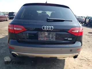 ✅ 2015 Audi allroad A4 Prestige • VIN: WA1VFAFL6FA017958 • Лот: 62955014. Опубликован ранее на Copart с пробегом 120 418 миль. Бесплатный доступ к архиву аукционных продаж из США и подробный отчёт об истории автомобиля на DreamBid. Изображение 6.