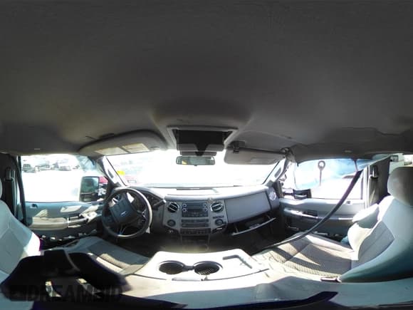 ✅ 2013 Ford F-250 XL • VIN: 1FT7X2A69DEA94820 • Lot: 43255991. Listed on IAAI with 407,200 mi. Free auction sales archive from the USA and detailed vehicle history report at DreamBid. Image 19.