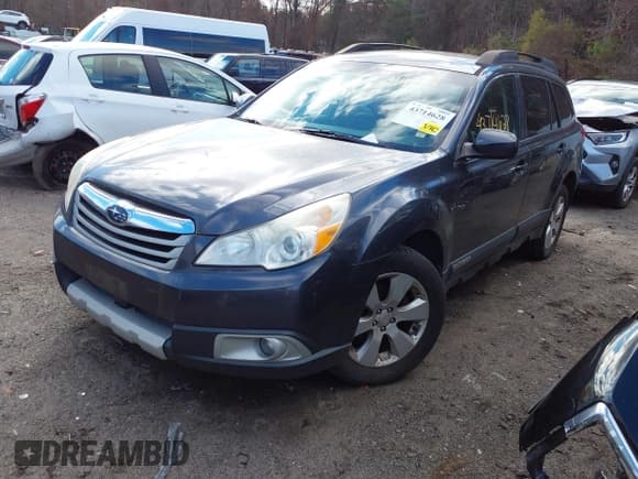 ✅ 2010 Subaru Outback Limited Power Moon • VIN: 4S4BRBKC5A3338541 • Лот: 43714628. Опубликован ранее на IAAI с пробегом 177 211 миль. Бесплатный доступ к архиву аукционных продаж из США и подробный отчёт об истории автомобиля на DreamBid. Изображение 2.