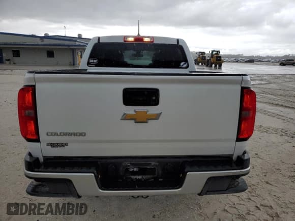 ✅ 2019 Chevrolet Colorado 2WD Work Truck • VIN: 1GCGSBEA2K1185977 • Лот: 72161354. Опубликован ранее на Copart с пробегом 93 616 миль. Бесплатный доступ к архиву аукционных продаж из США и подробный отчёт об истории автомобиля на DreamBid. Изображение 6.