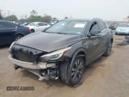 ✅ 2017 Infiniti QX30 Premium • VIN: SJKCH5CRXHA017856 • Lot: 42906275. Wystawiony na IAAI z przebiegiem 94 179 mil. Bezpłatny archiwum sprzedaży aukcyjnych z USA i szczegółowy raport historii pojazdu na DreamBid. Zdjęcie 17.