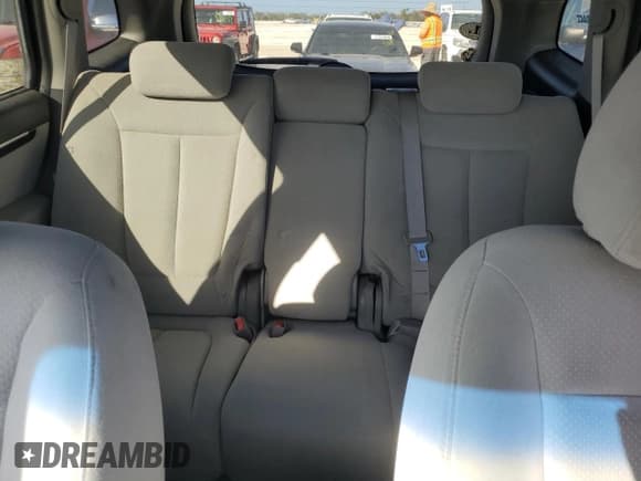 ✅ 2008 Hyundai Santa Fe GLS • VIN: 5NMSG73D98H186936 • Lot: 74671154. Listed on Copart with 139,031 mi. Free auction sales archive from the USA and detailed vehicle history report at DreamBid. Image 10.