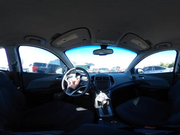 2014 Chevrolet Sonic LT с VIN 1G1JC5SBXE4134076, выставлен на аукционе IAAI как лот 43384403 с пробегом 73 632 миль миль и . История ставок и продаж доступна на DreamBid. Изображение 18.