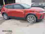 2021 Chevrolet Blazer LT z VIN 3GNKBHR4XMS567457, wystawiony jako IAAI lot #41133024 z przebiegiem 48 422 mil mil oraz . Historia ofert i sprzedaży dostępna na DreamBid. Obrazek 6.