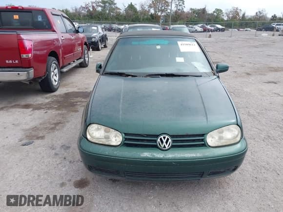 ✅ 2000 Volkswagen Cabriolet GLS • VIN: 3VWDC21V5YM801852 • Лот: 41509613. Опубликован ранее на IAAI с пробегом 92 027 миль. Бесплатный доступ к архиву аукционных продаж из США и подробный отчёт об истории автомобиля на DreamBid. Изображение 12.