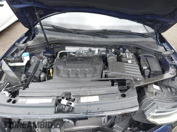 ✅ 2022 Volkswagen Tiguan SE • VIN: 3VV2B7AX3NM043163 • Lot: 43106844. Wystawiony na IAAI z przebiegiem 38 953 mil. Bezpłatny archiwum sprzedaży aukcyjnych z USA i szczegółowy raport historii pojazdu na DreamBid. Zdjęcie 10.