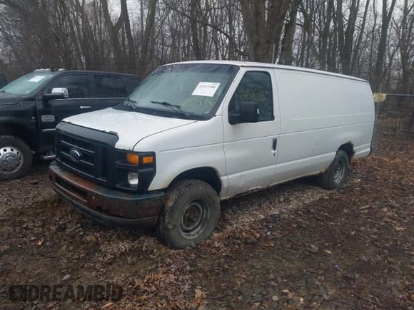 ✅ 2012 Ford Econoline Cargo Super Duty Commercial • VIN: 1FTSS3EL3CDA79510 • Lot: 41515380. Wystawiony na IAAI z przebiegiem 217 109 mil. Bezpłatny archiwum sprzedaży aukcyjnych z USA i szczegółowy raport historii pojazdu na DreamBid. Zdjęcie 2.