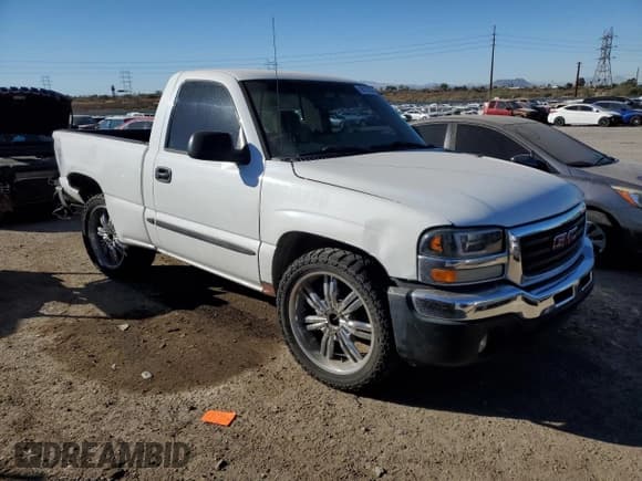 ✅ 2006 GMC Sierra 1500 Work Truck • VIN: 1GTEC14V36Z120890 • Лот: 88121635. Опубликован ранее на Copart с пробегом 194 591 миль. Бесплатный доступ к архиву аукционных продаж из США и подробный отчёт об истории автомобиля на DreamBid. Изображение 4.