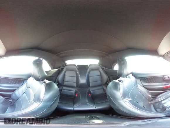 ✅ 2016 Ford Mustang EcoBoost Premium • VIN: 1FATP8UH9G5243929 • Лот: 70352405. Опубликован ранее на Copart с пробегом 163 895 миль. Бесплатный доступ к архиву аукционных продаж из США и подробный отчёт об истории автомобиля на DreamBid. Изображение 14.