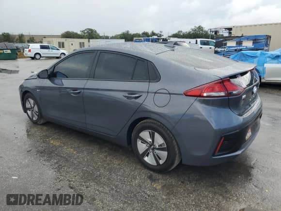 2018 Hyundai Ioniq Blue с VIN KMHC65LC8JU084525, выставлен на аукционе Copart как лот 79477674 с пробегом 76 375 миль миль и На запчасти • Non repairable. История ставок и продаж доступна на DreamBid. Изображение 2.