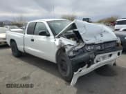 ✅ 1998 Dodge Dakota SLT • VIN: 1B7GL22X0WS654957 • Lot: 48569595. Wystawiony na Copart z przebiegiem Nie podano. Bezpłatny archiwum sprzedaży aukcyjnych z USA i szczegółowy raport historii pojazdu na DreamBid. Zdjęcie 4.