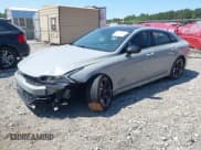 ✅ 2022 Kia K5 GT-Line • VIN: 5XXG64J28NG157558 • Lot: 43179512. Wystawiony na IAAI z przebiegiem 53 000 mil. Bezpłatny archiwum sprzedaży aukcyjnych z USA i szczegółowy raport historii pojazdu na DreamBid. Zdjęcie 2.