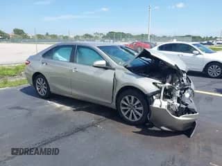 2017 Toyota Camry XLE z VIN 4T1BF1FKXHU687414, wystawiony jako IAAI lot #42836025 z przebiegiem 91 453 mil mil oraz . Historia ofert i sprzedaży dostępna na DreamBid. Obrazek 1.