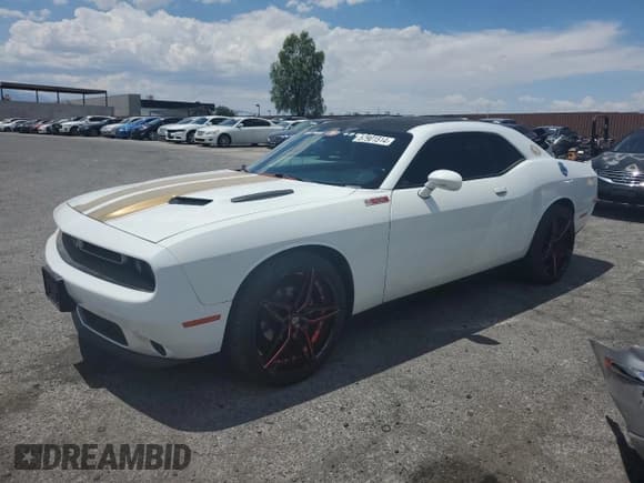 ✅ 2015 Dodge Challenger SXT • VIN: 2C3CDZAG9FH770451 • Lot: 57901514. Wystawiony na Copart z przebiegiem 110 564 mil. Bezpłatny archiwum sprzedaży aukcyjnych z USA i szczegółowy raport historii pojazdu na DreamBid. Zdjęcie 1.