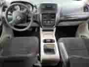 2012 Dodge Grand Caravan SXT z VIN 2C4RDGCG4CR295109, wystawiony jako Copart lot #71798585 z przebiegiem 84 778 mil mil oraz Szkoda całkowita • Salvage title. Historia ofert i sprzedaży dostępna na DreamBid. Obrazek 8.