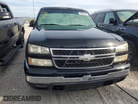 ✅ 2007 Chevrolet Silverado 1500 LT1 • VIN: 1GCEC19Z57Z175693 • Lot: 76831814. Listed on Copart with 195,666 mi. Free auction sales archive from the USA and detailed vehicle history report at DreamBid. Image 5.