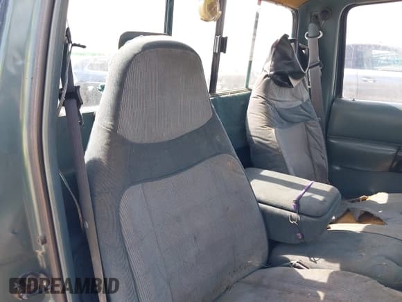 ✅ 1995 Ford Ranger Splash • VIN: 1FTCR10A5SUA05384 • Lot: 42968713. Wystawiony na IAAI z przebiegiem 152 618 mil. Bezpłatny archiwum sprzedaży aukcyjnych z USA i szczegółowy raport historii pojazdu na DreamBid. Zdjęcie 8.