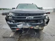 ✅ 2019 Chevrolet Silverado 1500 LT Trail Boss • VIN: 3GCPYFED5KG270863 • Lot: 66561835. Wystawiony na Copart z przebiegiem 122 983 mil. Bezpłatny archiwum sprzedaży aukcyjnych z USA i szczegółowy raport historii pojazdu na DreamBid. Zdjęcie 5.